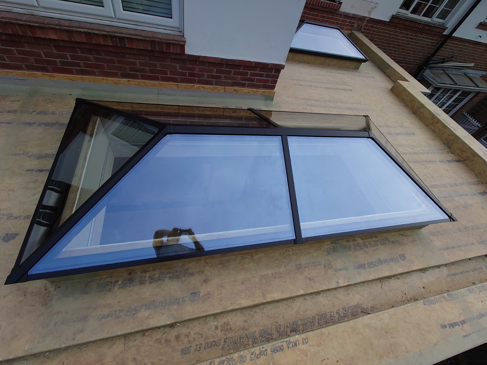 Roof lantern being fitted by HDS
